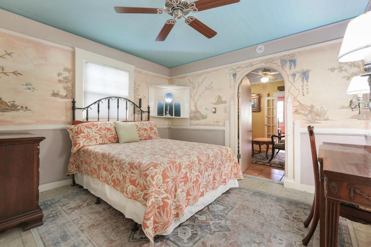 Historic Inn In The Marigny, Blocks To French Quarter New Orleans Bagian luar foto